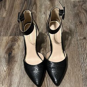 MICHAEL SHANNON HEELS